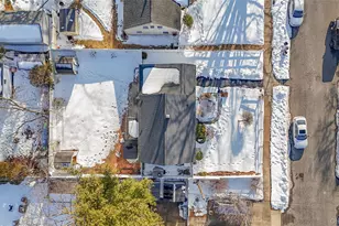 15 Primrose Ln, Levittown, NY 11756 - Photo 20