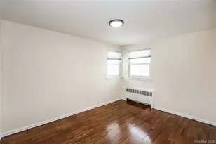 [Address not provided], Syosset, NY 11791 - Photo 22