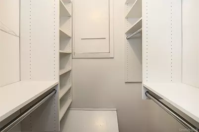 [Address not provided], Syosset, NY 11791 - Photo 20