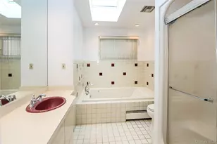 [Address not provided], Syosset, NY 11791 - Photo 30