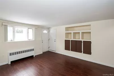 [Address not provided], Syosset, NY 11791 - Photo 26