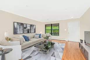 946 E 181st St, Bronx, NY 10460 - Photo 4