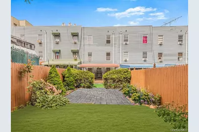946 E 181st Street, Bronx, NY 10460 - Photo 2