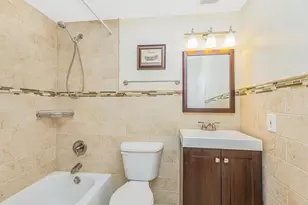 946 E 181st St, Bronx, NY 10460 - Photo 16