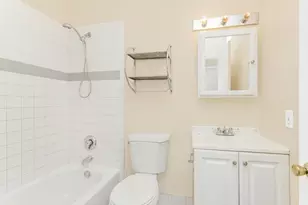 946 E 181st St, Bronx, NY 10460 - Photo 10