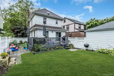 30 Coolidge Street, Malverne, NY 11565 - Photo 26
