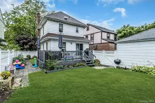 30 Coolidge St, Malverne, NY 11565 - Photo 26