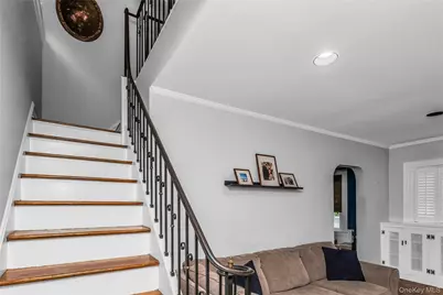 30 Coolidge Street, Malverne, NY 11565 - Photo 18