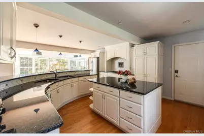 5 Point Place, Hyde Park, NY 12538 - Photo 8