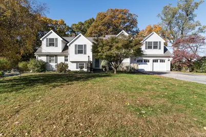 5 Point Place, Hyde Park, NY 12538 - Photo 1