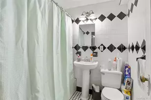 2736 Colden Ave, Bronx, NY 10469 - Photo 20