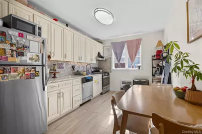 2736 Colden Avenue, Bronx, NY 10469 - Photo 4