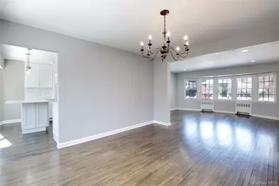 107 Hayes Street, Garden City, NY 11530 - Photo 8