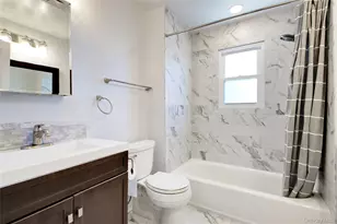 107 Hayes St, Garden City, NY 11530 - Photo 18