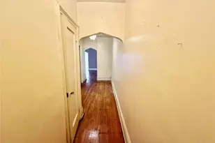 50-05 43rd Ave, Sunnyside, NY 11377 - Photo 4