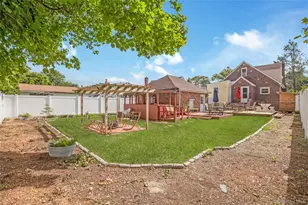 430 Staples St, Farmingdale, NY 11735 - Photo 24