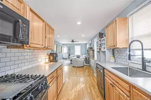 430 Staples St, Farmingdale, NY 11735 - Photo 10