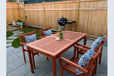 8424 129th Street, Kew Gardens, NY 11415 - Photo 2