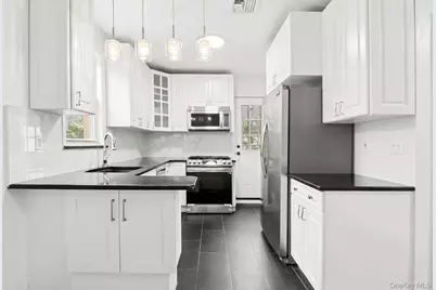 7809 77th Avenue #2, Glendale, NY 11385 - Photo 6