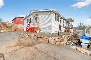 31 Thamsen Dr, Stony Point, NY 10980 - Photo 2