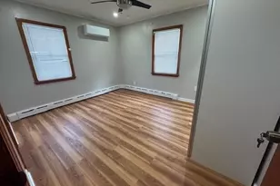 516 N 1st St, New Hyde Park, NY 11040 - Photo 8