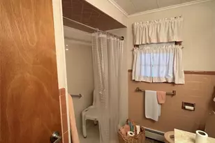 429 Mollie Blvd, Holbrook, NY 11741 - Photo 18