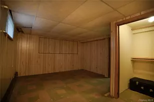 429 Mollie Blvd, Holbrook, NY 11741 - Photo 22