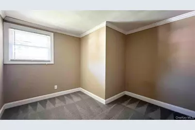 27 Southridge Drive #2, Glen Cove, NY 11542 - Photo 10