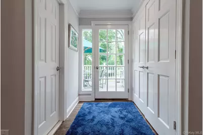 33 Northwood Circle, Huntington, NY 11743 - Photo 6