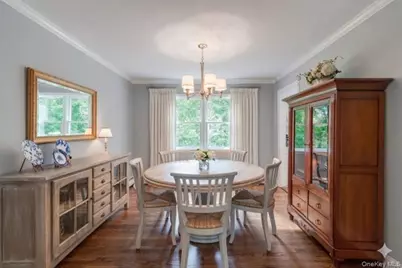 33 Northwood Circle, Huntington, NY 11743 - Photo 12