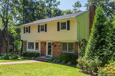 33 Northwood Circle, Huntington, NY 11743 - Photo 1