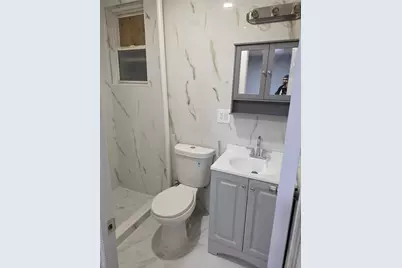 95-27 239th Street, Floral Park, NY 11001 - Photo 4