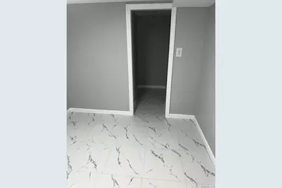 95-27 239th Street, Floral Park, NY 11001 - Photo 12