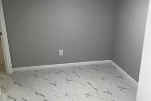 9527 239th St, Floral Park, NY 11001 - Photo 18