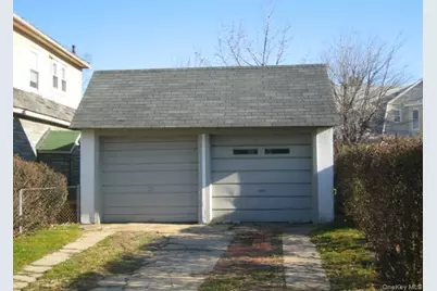 274 Lawrence Avenue, Lawrence, NY 11559 - Photo 10