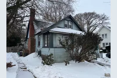 2122 Walnut Street, Baldwin, NY 11510 - Photo 2