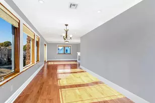 113 Maple Pl, Yonkers, NY 10704 - Photo 4