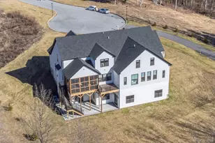 6 Conifer Ct, Poughkeepsie, NY 12603 - Photo 34