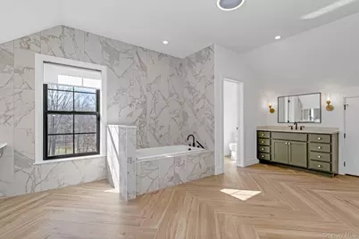 6 Conifer Court, Poughkeepsie, NY 12603 - Photo 32