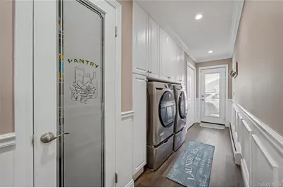 8 Paddock Drive, Northport, NY 11768 - Photo 10