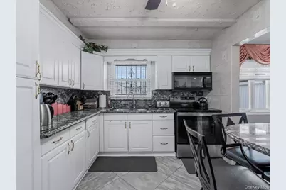 1083 Northgate Court, Uniondale, NY 11553 - Photo 10