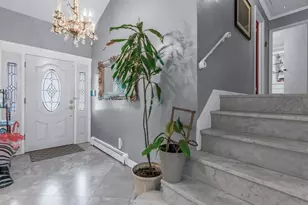 1083 Northgate Ct, Uniondale, NY 11553 - Photo 4