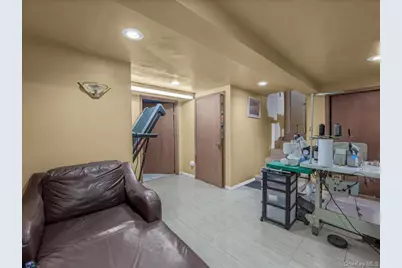 1083 Northgate Court, Uniondale, NY 11553 - Photo 22