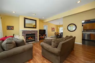 7 Charles St, Newburgh, NY 12550 - Photo 10