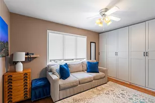 11 W Hitchcock Ave, Floral Park, NY 11001 - Photo 14