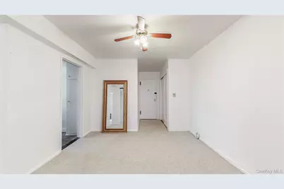 61 White Oak Street #2G, New Rochelle, NY 10801 - Photo 8