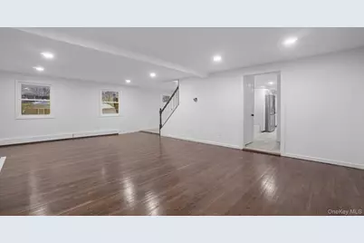 35 John Street, Port Jefferson Station, NY 11776 - Photo 2