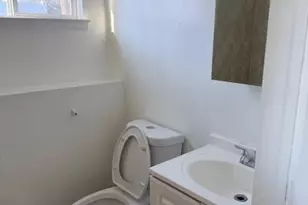 294 40th St, Copiague, NY 11726 - Photo 10