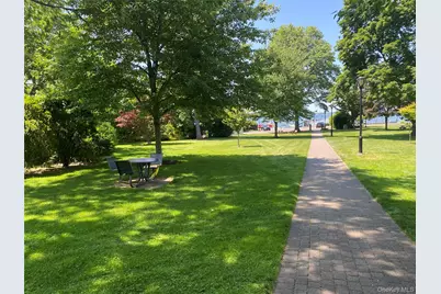 107 A Baker Hill Road, Great Neck, NY 11023 - Photo 30