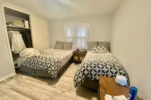 107 A Baker Hill Rd, Great Neck, NY 11023 - Photo 22